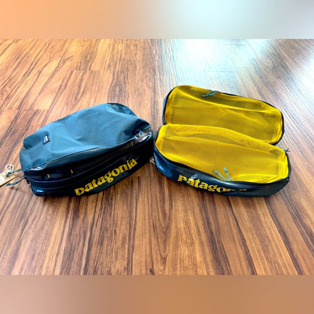 *BRAND NEW* Two (2) Patagonia Black Hole Cube (Large) Abalone Blue
